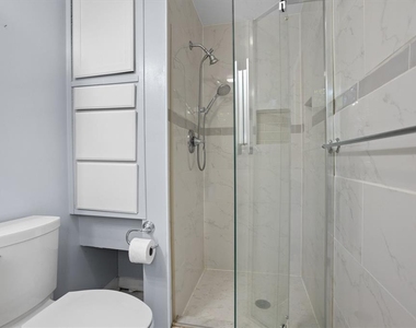 8725 Erie Lane - Photo Thumbnail 34
