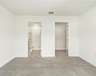 13322 Golden Lime Avenue - Photo Thumbnail 4