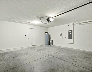 13322 Golden Lime Avenue - Photo Thumbnail 26