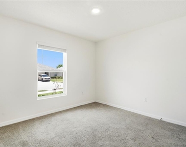 13322 Golden Lime Avenue - Photo Thumbnail 10