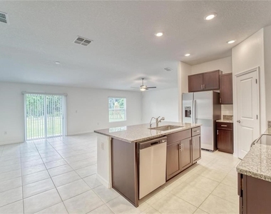 5514 Blue Azure Drive - Photo Thumbnail 13