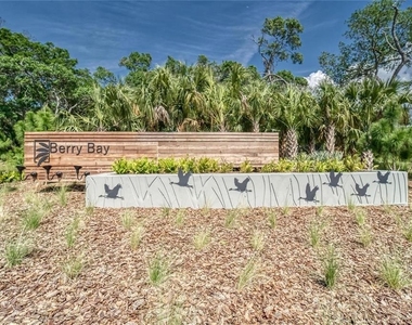 5514 Blue Azure Drive - Photo Thumbnail 25