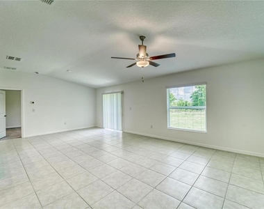 5514 Blue Azure Drive - Photo Thumbnail 15