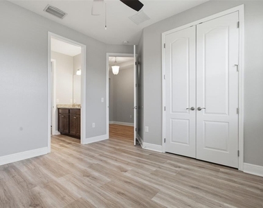15020 Trinity Fall Way - Photo Thumbnail 30