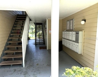 4211 Chatham Oak Court - Photo Thumbnail 8