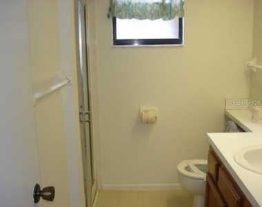 250 Woodlake Wynde - Photo Thumbnail 11