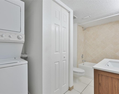 1934 Oyster Catcher Street - Photo Thumbnail 7