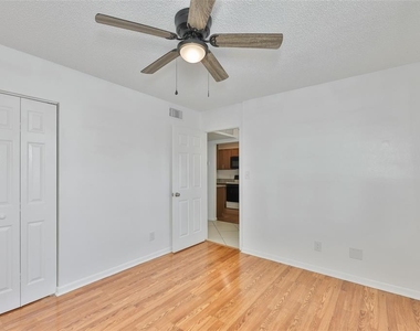 1934 Oyster Catcher Street - Photo Thumbnail 6