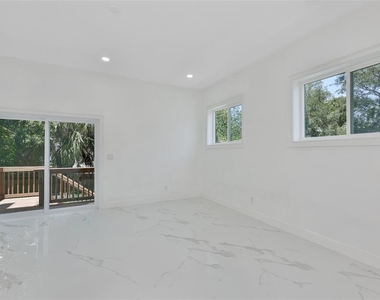 2816 Corrine Street - Photo Thumbnail 18