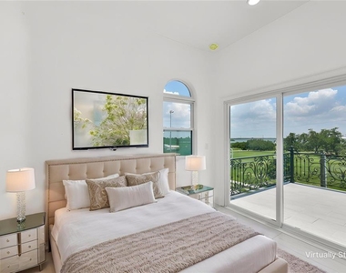 2816 Corrine Street - Photo Thumbnail 28