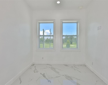 2816 Corrine Street - Photo Thumbnail 22