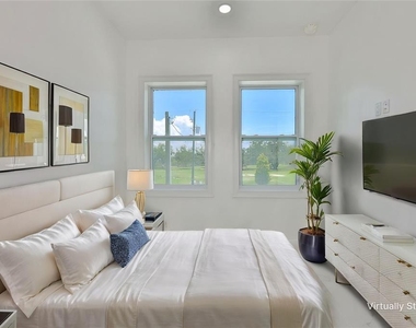 2816 Corrine Street - Photo Thumbnail 20
