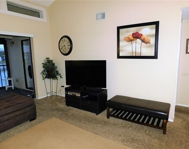 272 Woodlake Wynde - Photo Thumbnail 3