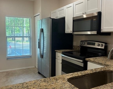 8648 Hunters Key Circle - Photo Thumbnail 5