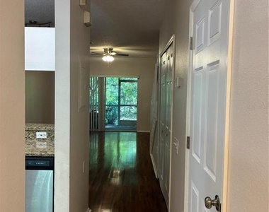 8648 Hunters Key Circle - Photo Thumbnail 2