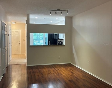 8648 Hunters Key Circle - Photo Thumbnail 8
