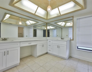 2823 Heron Place - Photo Thumbnail 25