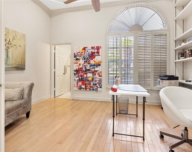 30312 Laurelwood Lane - Photo Thumbnail 13