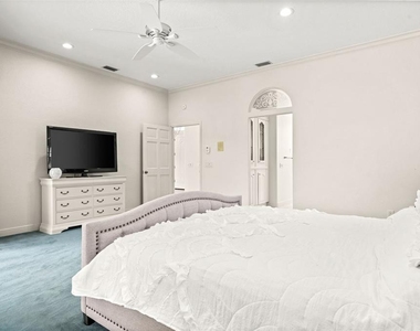 30312 Laurelwood Lane - Photo Thumbnail 38