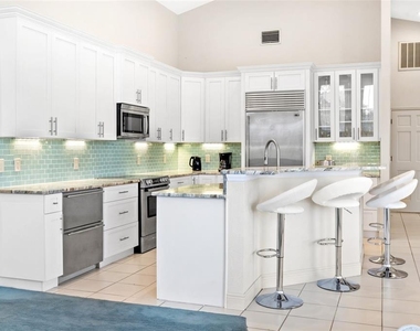 30312 Laurelwood Lane - Photo Thumbnail 15