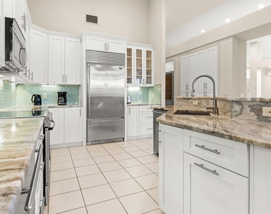 30312 Laurelwood Lane - Photo Thumbnail 17