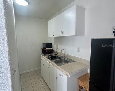 7302 Woodhall Court - Photo Thumbnail 3