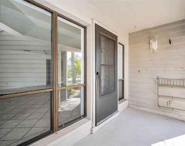 10626 Longwood Drive - Photo Thumbnail 53