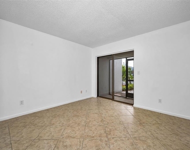 10626 Longwood Drive - Photo Thumbnail 24
