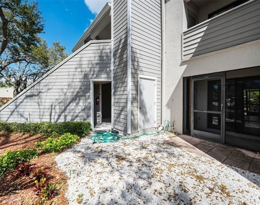 10626 Longwood Drive - Photo Thumbnail 32