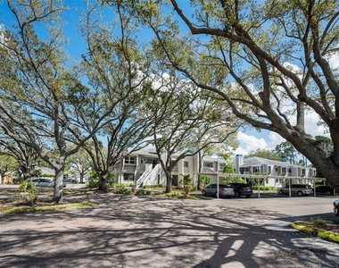 10626 Longwood Drive - Photo Thumbnail 50