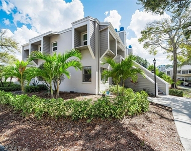 10626 Longwood Drive - Photo Thumbnail 52