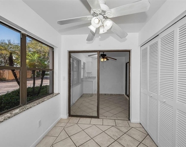 10626 Longwood Drive - Photo Thumbnail 16