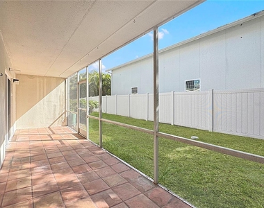4435 1st Street Ne - Photo Thumbnail 15