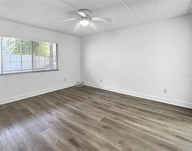 4435 1st Street Ne - Photo Thumbnail 5