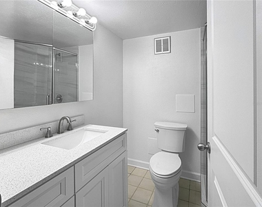 4435 1st Street Ne - Photo Thumbnail 7