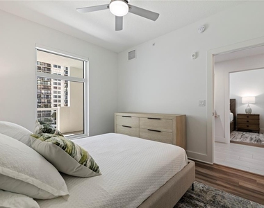 415 Island Way - Photo Thumbnail 21