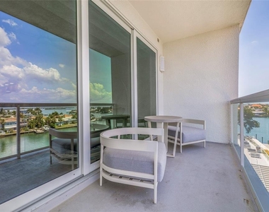 415 Island Way - Photo Thumbnail 26