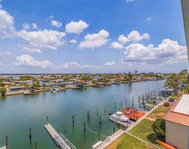 415 Island Way - Photo Thumbnail 27