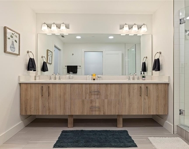 415 Island Way - Photo Thumbnail 17