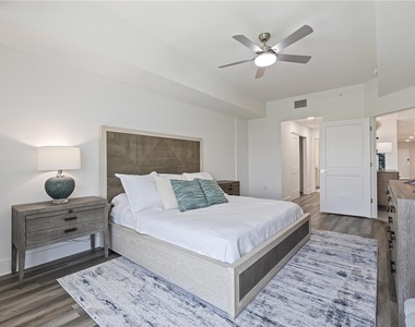 415 Island Way - Photo Thumbnail 15