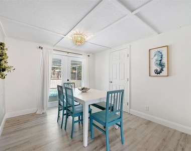 11919 102nd Street - Photo Thumbnail 11