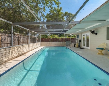 11919 102nd Street - Photo Thumbnail 26