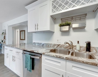 11919 102nd Street - Photo Thumbnail 6