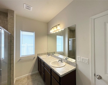 10668 Old Sycamore Loop - Photo Thumbnail 18