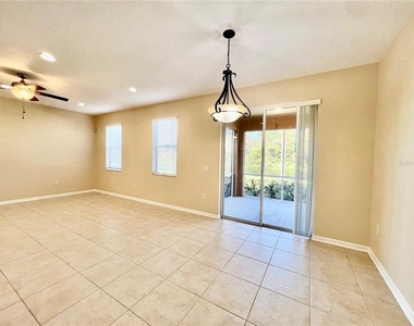 9606 Oak Glade Avenue - Photo Thumbnail 19