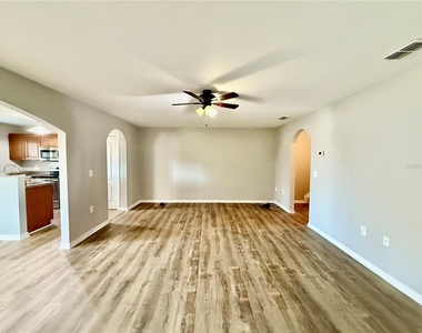 4505 Ashburn Square Drive - Photo Thumbnail 8