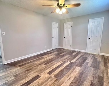 7512 Bolanos Court - Photo Thumbnail 15
