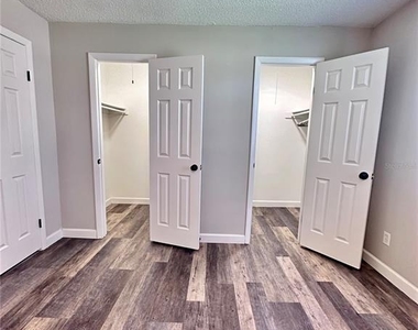 7512 Bolanos Court - Photo Thumbnail 14