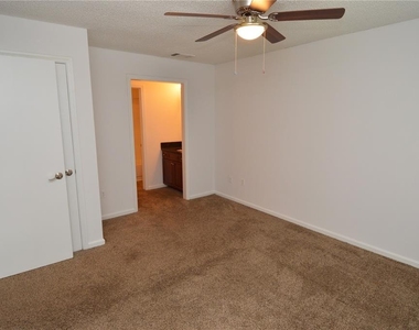 11901 4th Street N - Photo Thumbnail 23
