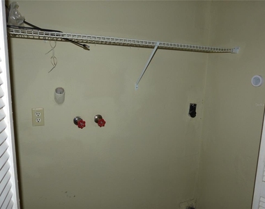 2528 Elderberry Drive - Photo Thumbnail 13